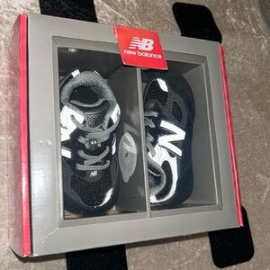 New Balance 990v6 Crib Bungee - Like New